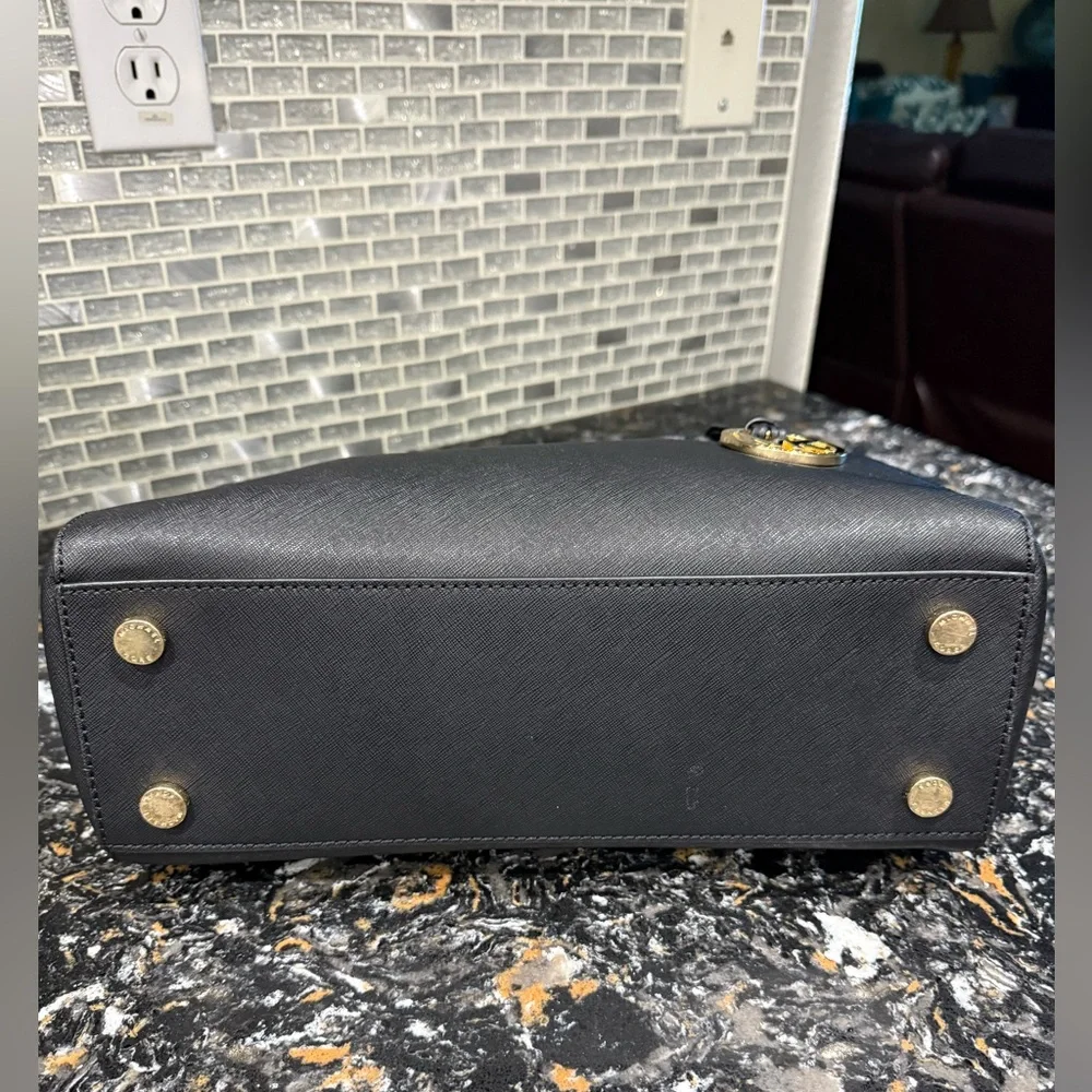 Michael Kors Sutton Black Leather Tote Bag - Picture 8 of 9